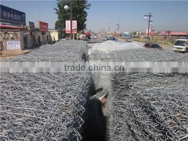 hexagonal wire mesh fence machine production line