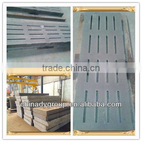 Large farm rebar cement concrete pig fecal leakage plate production line made in China