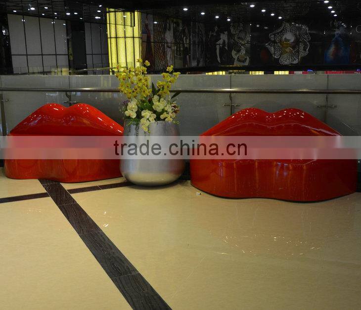 Mall fiberglass lip leisure chair