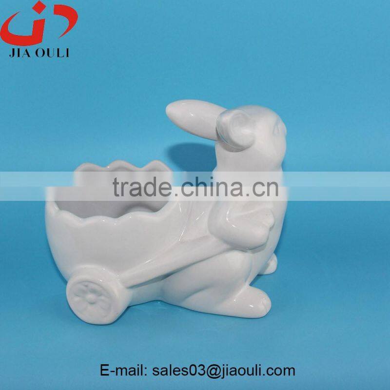 2016 New design popular easter decoration Ceramic rabbit planter