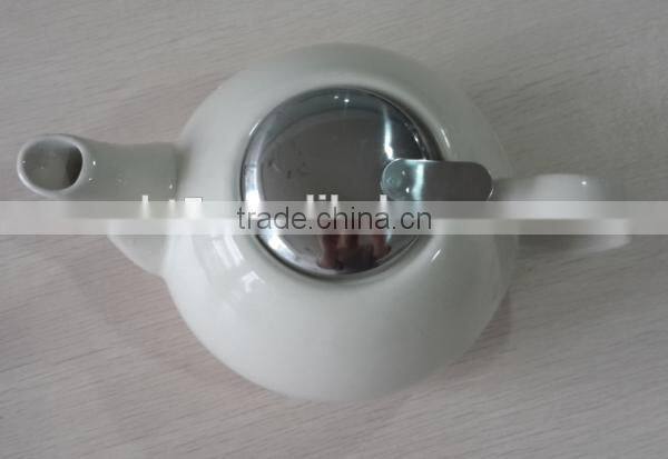 BTHJC-6 Factory bulk ceramic beige teapot with S/S lid and strainer
