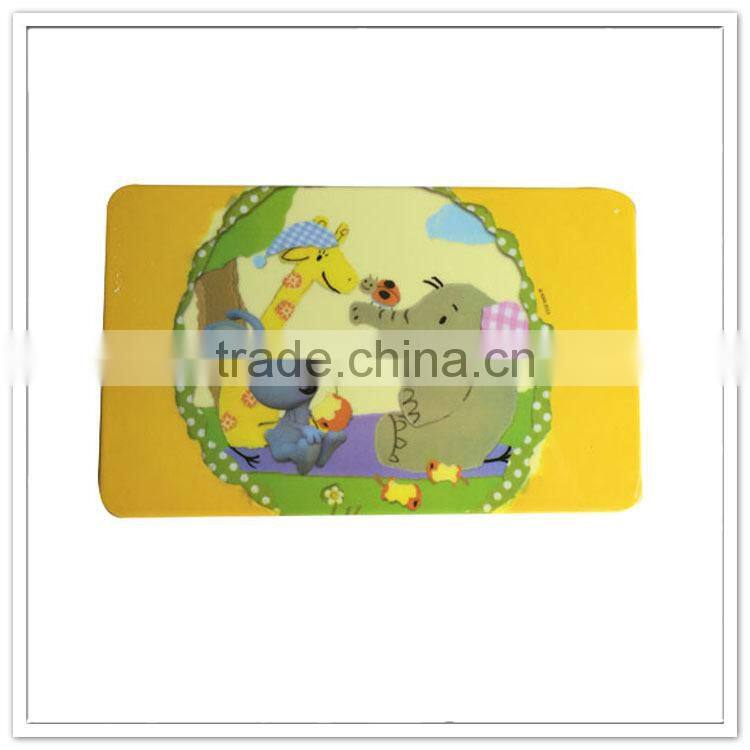 Promotional yellow small animals printing retangular plastic sushi cutting board