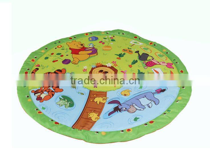 Kid green play mat
