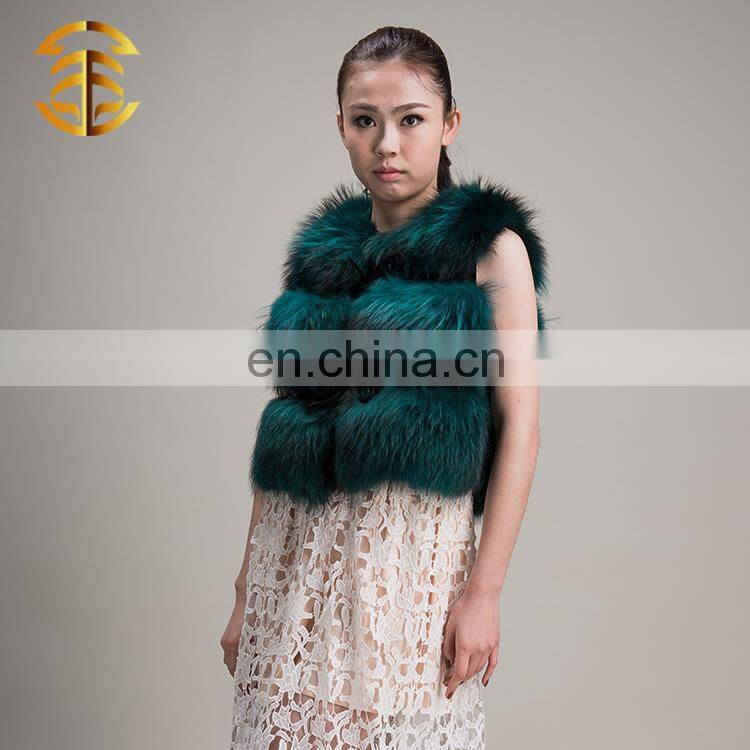 Factory Wholesale Customized Green Lady Real Women Raccoon Fur Vest