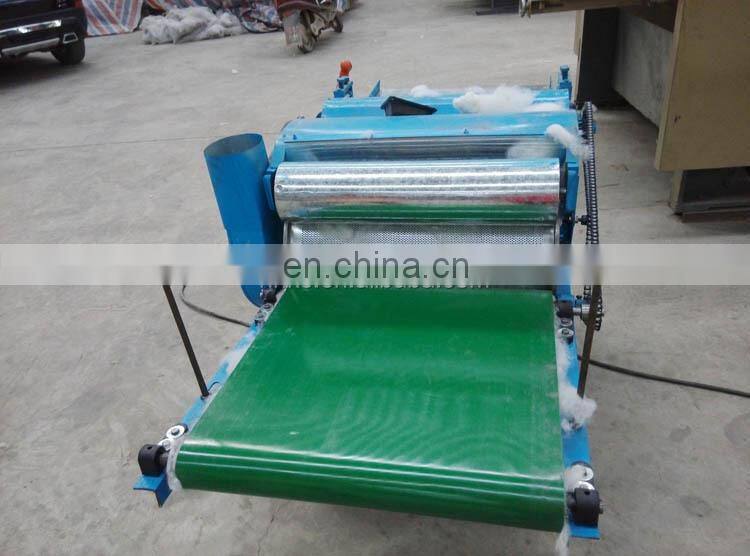 Waste textile recycling machine
