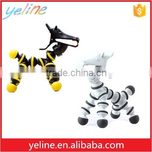 The 360 degree pad stand holder on car seat headrest back