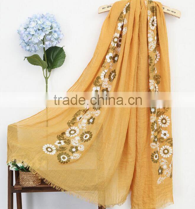 Best Selling Korean Fashion Girl Maxi Small Flower Embroidery Shawl Scarf