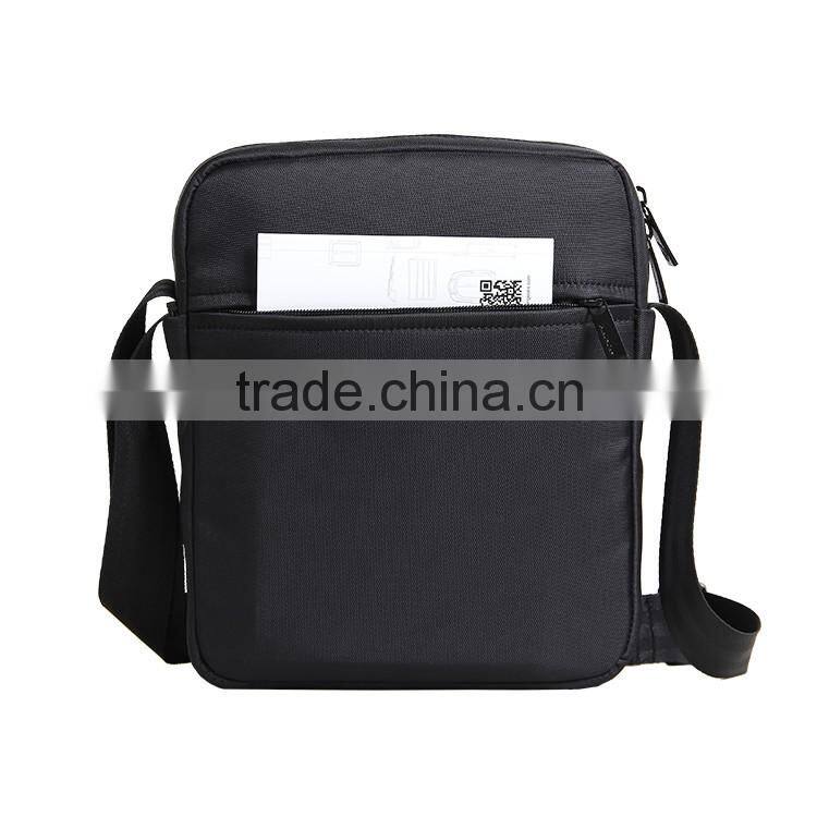 Popular good quality unique man shoulder bag messenger bag with tablet compartment