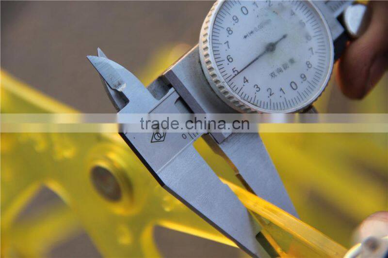 Plastic snow chain tyre chain