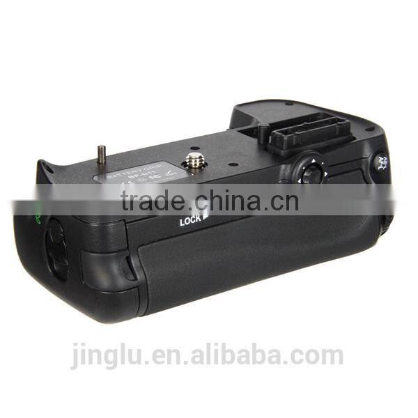Battery Grip for Nikon D7000 as MB-D11 + 2 battery holders + ML-L3