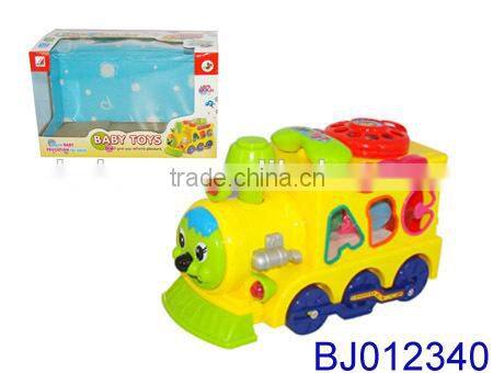 Battery operated baby toy BO musical light up yellow duck toy