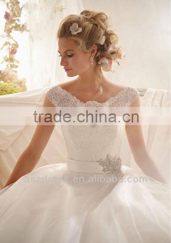 2014 New Fashion Classic Chantilly Lace on Tulle with Wide Hemline and Satin Waistband Sexy Wedding Night Dresses (WDBG-2607)