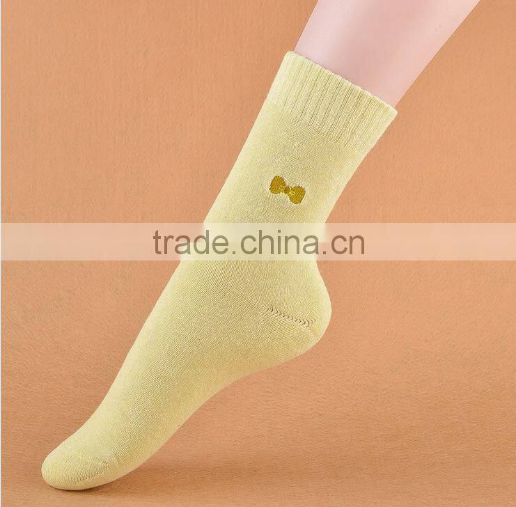 Embroidery bow socks warm thick Terry cotton thick line knitting socks china socks factory