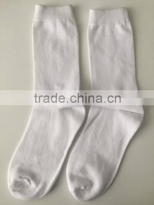 Unisex white combed wholesale cotton custom logo sport socks