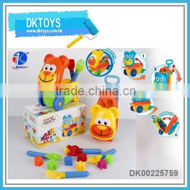 Educational animal tpye luggage carrier building beach car