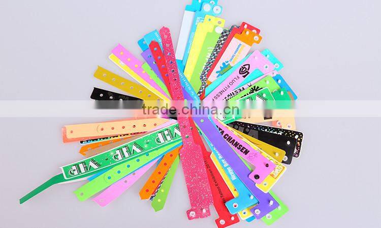 New design professional made hot sale pvc materil wristband
