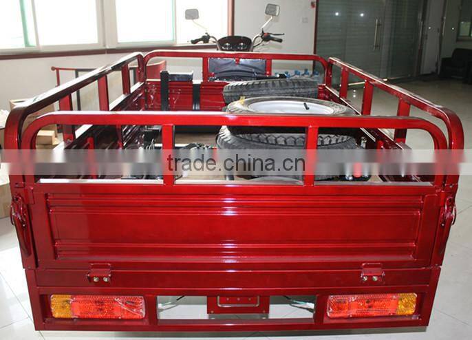 Cargo three-wheeled motorcycle