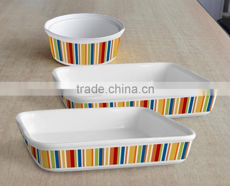 stoneware 2-tone solid color baking dish with decal printing