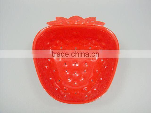Red Color Strawberry Shaped Melamine Colander
