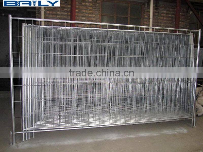 China factory supply various sized metal livestock farm fence gate