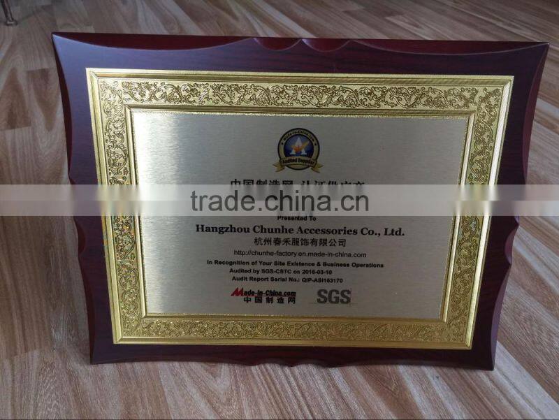 Sell well cheap price promotional black windproof polar fleece sport scarf factory