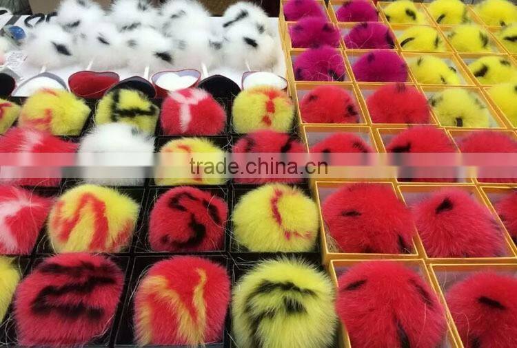 2016 Fashion Handmade Initial Pom-Pom Keychains/15cm Charm Pluffy Ball Keychains of Real Fox Fur for Bag/With Capital Letter A-Z