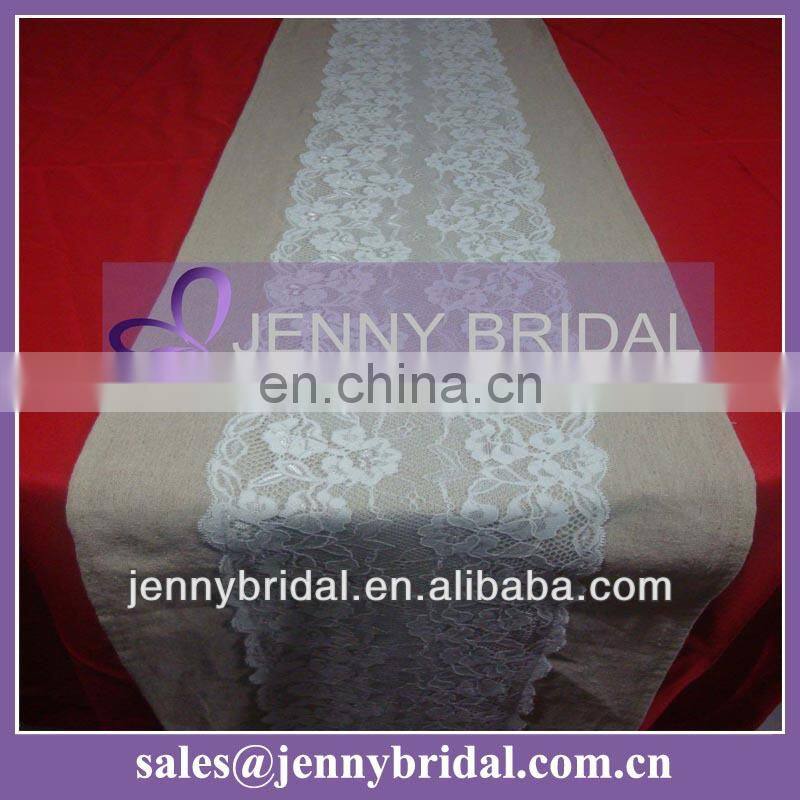 TR017A damask table runner for round tables