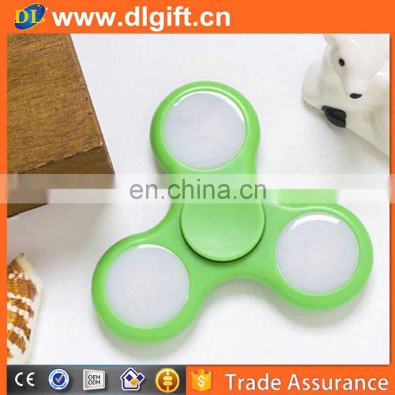 Tri-Spinner Toy,Hand Spinner/ Plastic Coloful LED Fidget Spinner