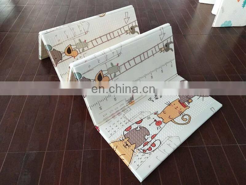 XPE Foldable Play Mat with Baby Animal