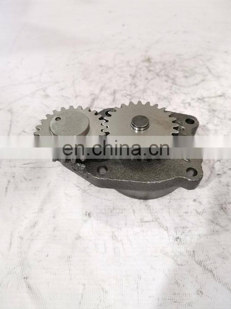 3937404 6BT Diesel engine lubricating OIL PUMP 3937404 truck parts