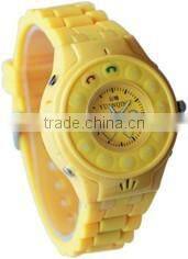 mini global GPS tracker network kids mobile cell phone bracelet watch