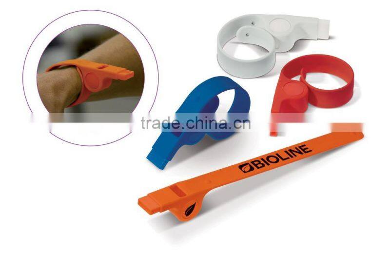 2015 Colorful silicone slap whistle