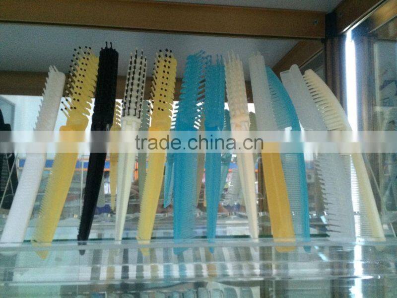 Wholesale high quality portable folding comb