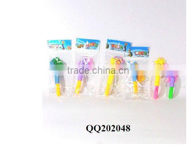 Party plastic animal toy whistle