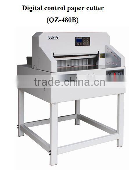 Photo album cutting machine