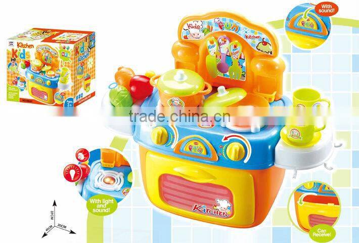 popular cartoon pirate PE latest action figure with 6P EN71