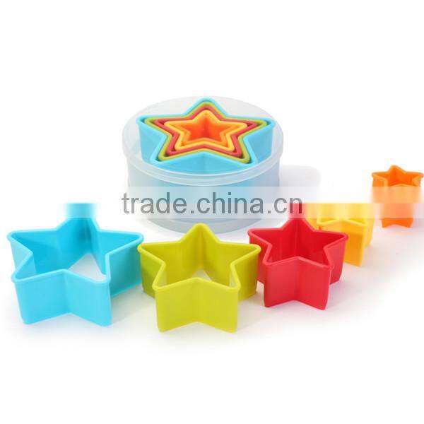 CC-6882 5-Pieces Colourful Plastic star shaped cookie cutter