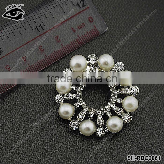 Fashion Shiny Design Rhinestone With Pearl Brooches