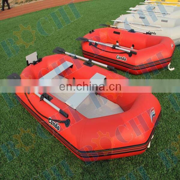 White Color 0.9mm Thickness Sailing Boat Model