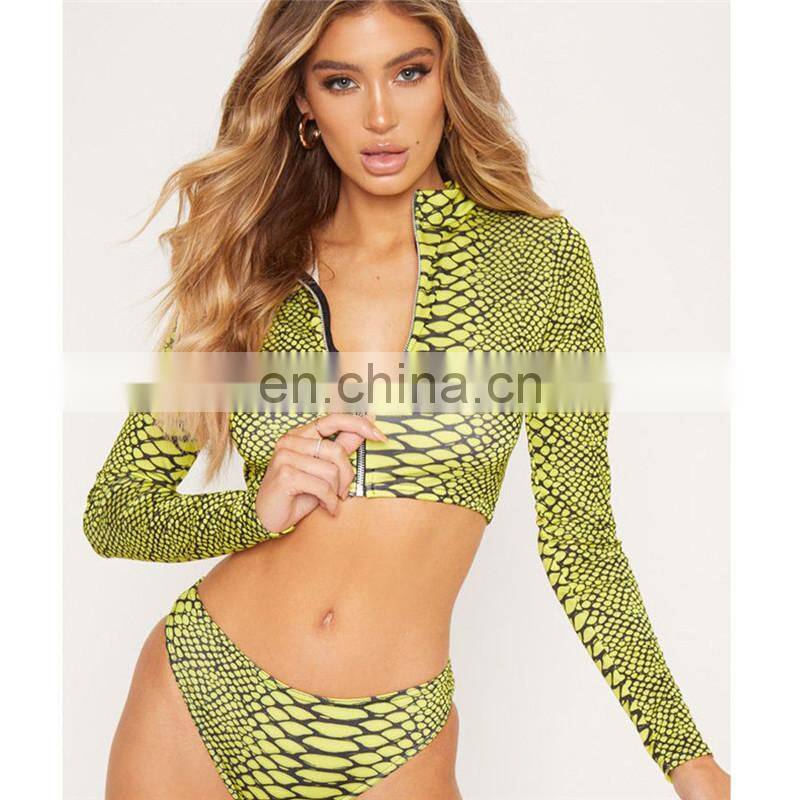 Women Sexy Bikini Set Long Sleeve Zip Up High Neck Crop Top Swimsuit Snake Skin Printing Low Waist Thong Beachwear suit