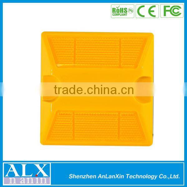 reflective pavement stud