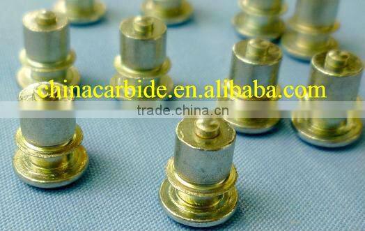 snow tire studs to prevent cars for slipping