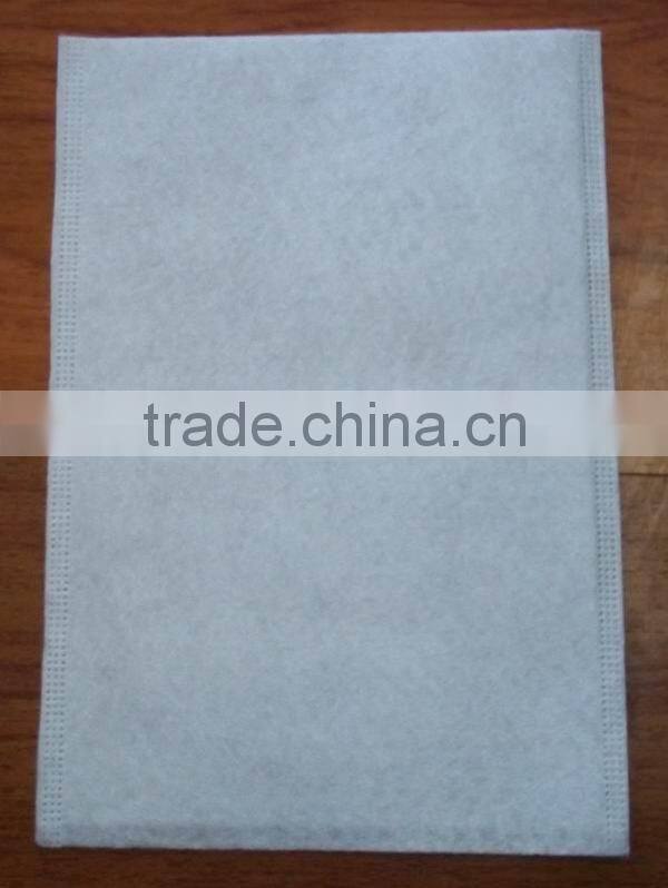 Disposable nonwoven gloves