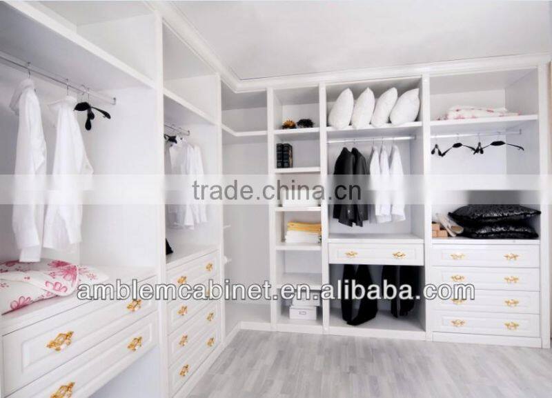White Lacquer wardrobe