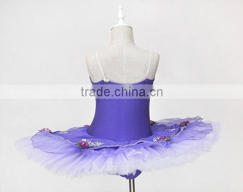 Girls lovely performance wear,Leotard with skirt for stage,Childrens' purple ballet leotard with tutu for performance
