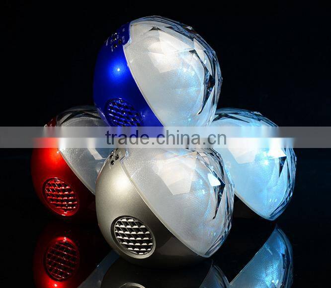 Q8 mini wireless bluetooth speaker portable speaker with fm radio