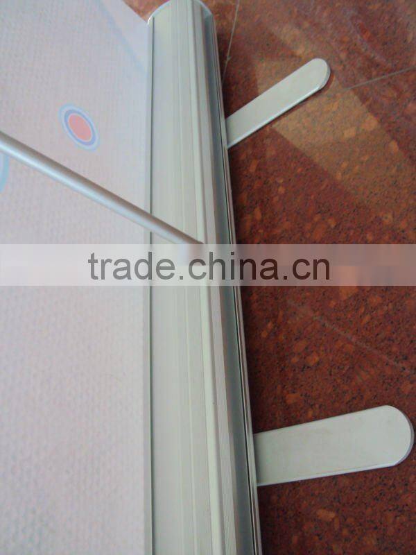 Roll Up Show Banner