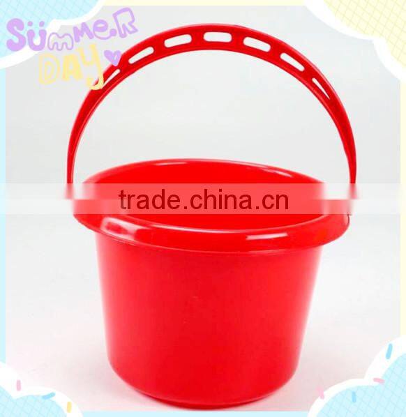 plastic small bucket