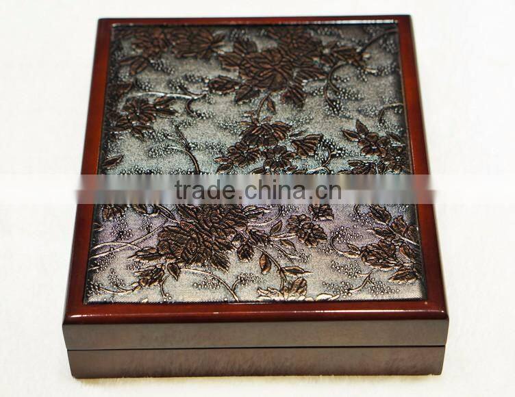 Fashion high end logo print wooden gift boxes wooden jewelry boxes for unique jewelry packaging