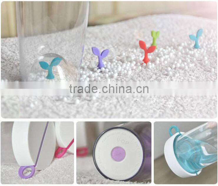 Supply fashion creative Portable hand-held cup / grass cup